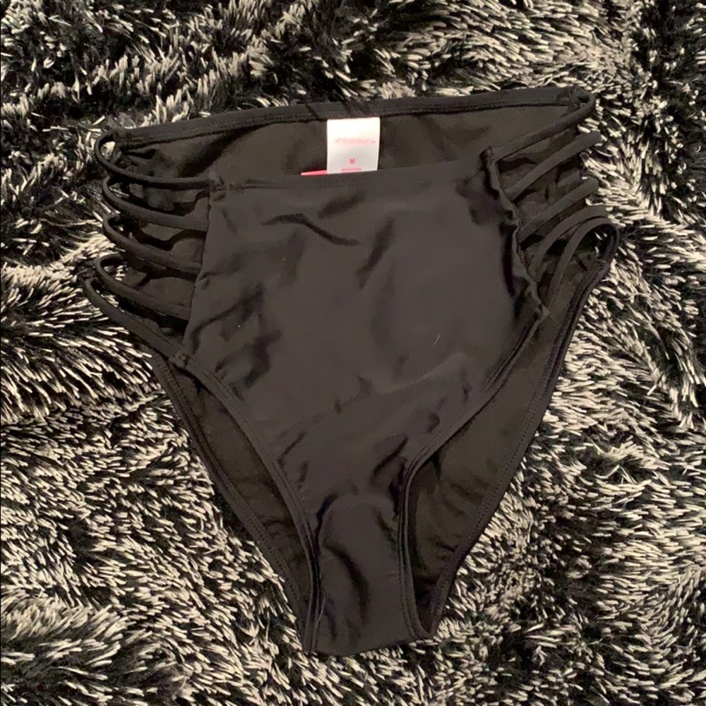 NWT high waisted black cut out bikini bottom